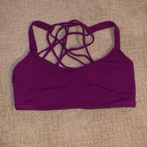 Lululemon sports bra